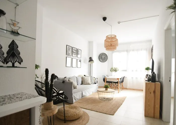 +3bed +2bath +wifi Lägenhet *