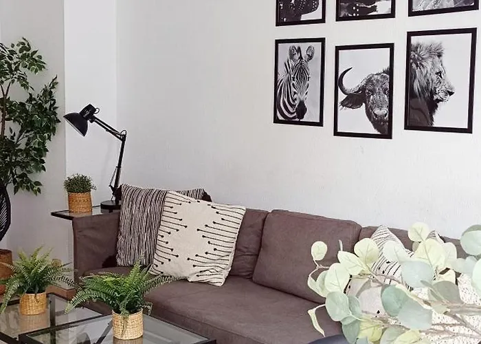 +3bed +2bath +wifi Lägenhet